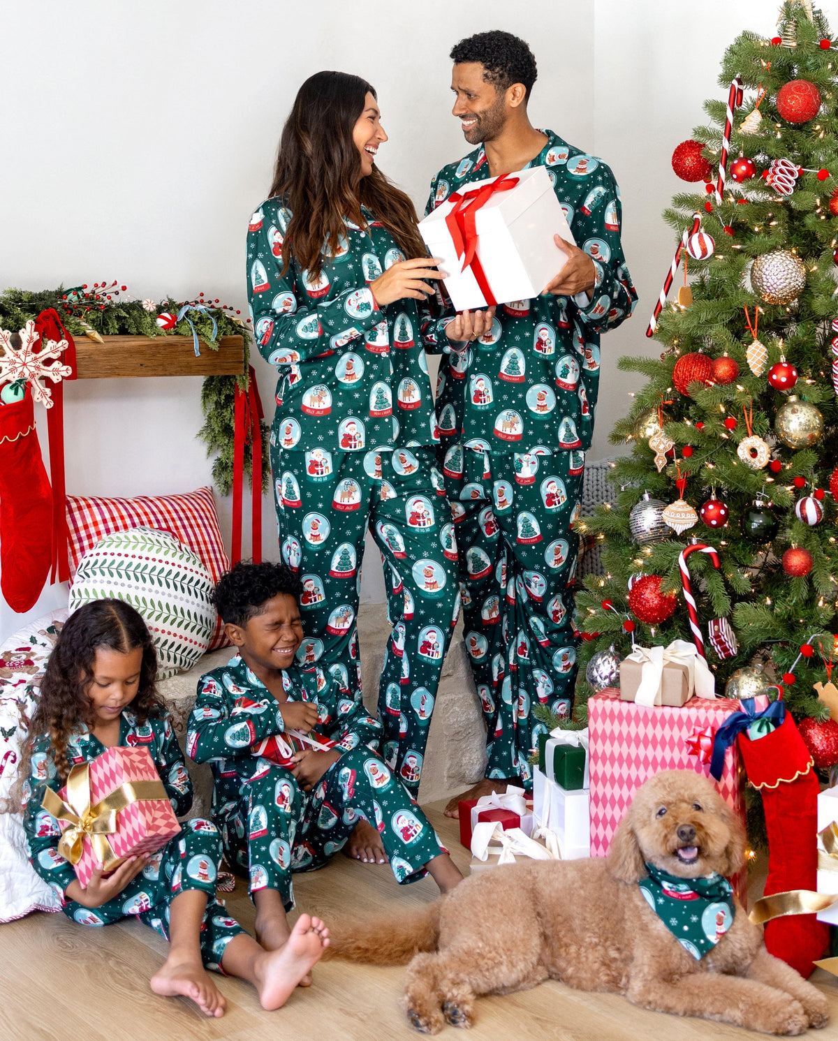 PatPat Matching Family Christmas Pajamas Snow Globe Print Dark Green Plus Size